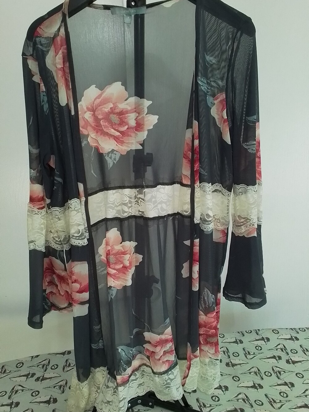 Sweet Rain Sheer Floral Lace Trim Kimono - Black with Pink Roses